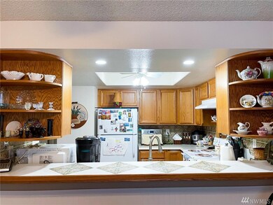 8320 27th St W unit F, University Place, WA 98466 - photo 5