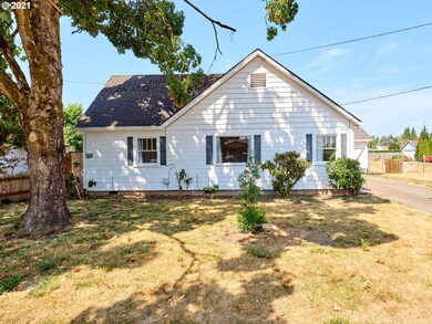 3175 5th St, Hubbard, OR 97032 - photo 2