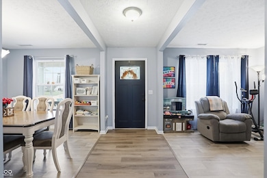 2352 S Logan Dr, New Palestine, IN 46163 - photo 4