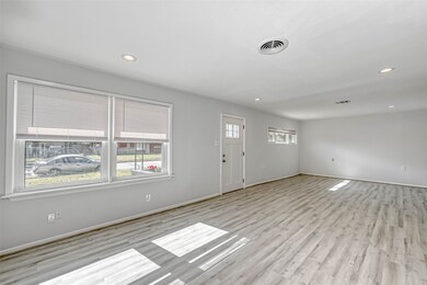 5014 Viking Dr, Houston, TX 77092 - photo 4