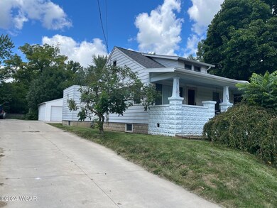 853 N Elizabeth St 2