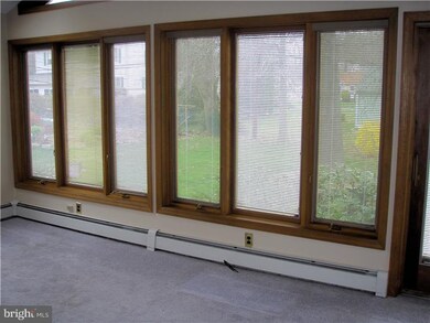 126 Rosewood Ave, Feasterville Trevose, PA 19053 - photo 4