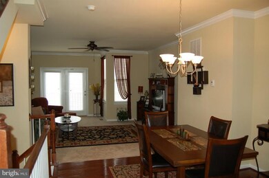 3093 Chinkapin Oak Ln unit 50, Woodbridge, VA 22191 - photo 4