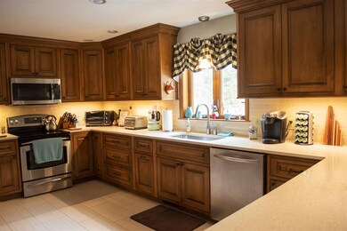 30 Johnson Dr, Newmarket, NH 03857 - photo 7