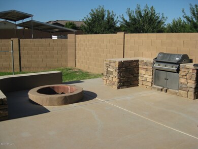 Built-In BBQ - Firepit