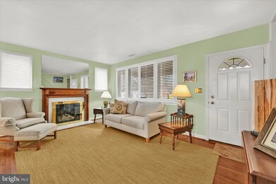 823 Dorsey Ave, Essex, MD 21221 - photo 5