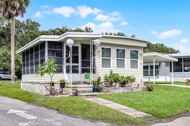 9 Cocos Plumosa Dr unit A, Eustis, FL 32726 - photo 6