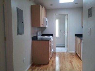 241 Hurley St unit 5, Cambridge, MA 02141 - photo 6
