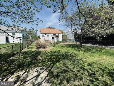 815 S Woodlynn Rd, Essex, MD 21221 - photo 7