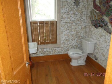 509 N 4th St, Niles, MI 49120 - photo 4