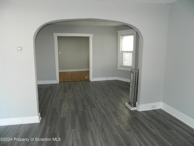 829 N Main Ave, Scranton, PA 18504 - photo 4