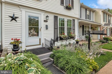 835 Oak Leaf Ct, Warrenton, VA 20186 - photo 5