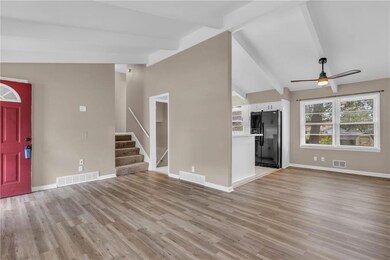 7300 Goddard St, Shawnee, KS 66203 - photo 6