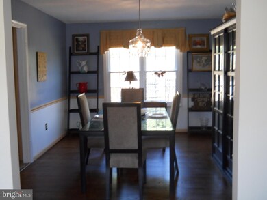 15205 Peachstone Dr, Silver Spring, MD 20905 - photo 7