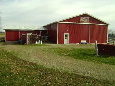 26220 Jelloway Rd, Danville, OH 43014 - photo 2