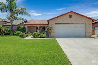 327 Fern Meadow Dr, Bakersfield, CA 93308 - photo 2