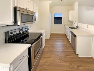 13106 W Calavar Rd, Surprise, AZ 85379 - photo 6