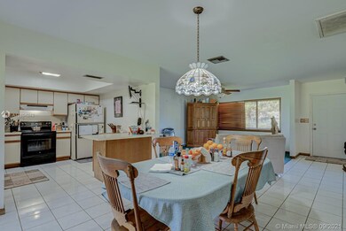 22955 SW 172nd Ct, Miami, FL 33170 - photo 5