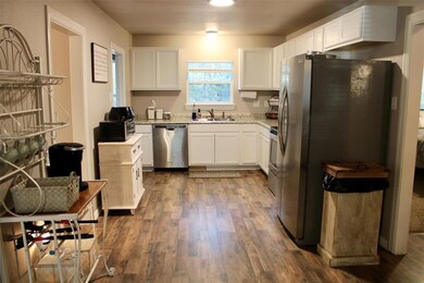 510 N Merrimac St, Weatherford, TX 76086 - photo 5