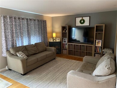 1241 Eagle St, Allentown, PA 18106 - photo 4