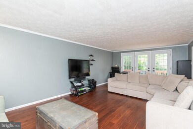 9127 Satyr Hill Rd, Parkville, MD 21234 - photo 6