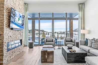 3_Livingroom_1800x1200_4000462