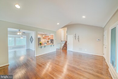 3806 The Alameda, Baltimore, MD 21218 - photo 7