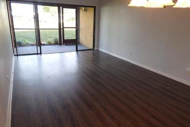 Living Room 4