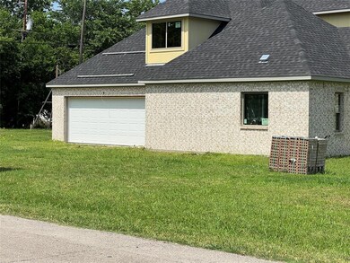 700 E Waco St, Ennis, TX 75119 - photo 4