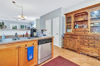 512 Appeldoorn Cir unit 512, Asheville, NC 28803 - photo 7