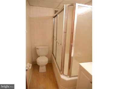Radnor House unit 120, Bryn Mawr, PA 19010 - photo 5