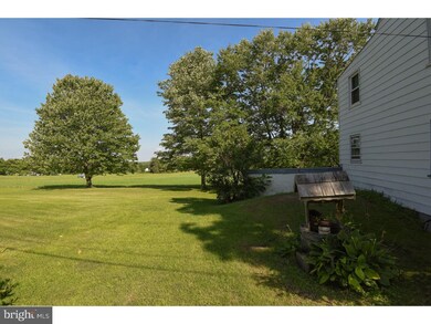 104 Smith Rd, Pottstown, PA 19464 - photo 6