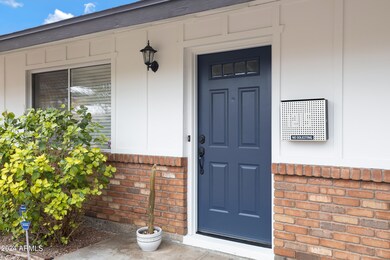 1215 W Tyson St-4