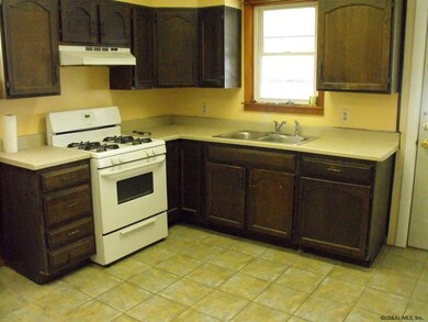 479 9th Ave, Troy, NY 12182 - photo 6