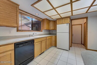 20-W Meadow Loop Rd-020