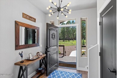 08-Foyer