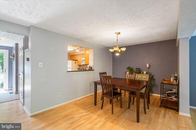 1599 Autumn Ridge Cir, Reston, VA 20194 - photo 6