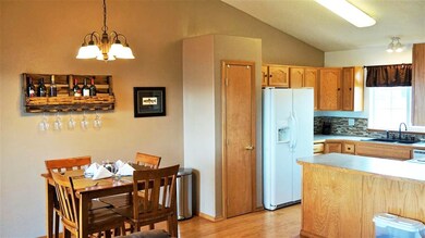 423 E Norma Lee Ave, Medical Lake, WA 99022 - photo 6