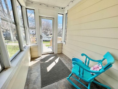 422 Allen St, Clinton, WI 53525 - photo 5