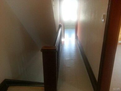 236 S Franklin St, Allentown, PA 18102 - photo 7