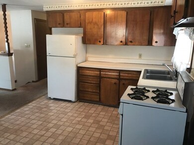 207 Briarwood Ave, Tiverton, RI 02878 - photo 4