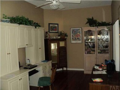 10300 Nightwind Cir, Cantonment, FL 32533 - photo 7