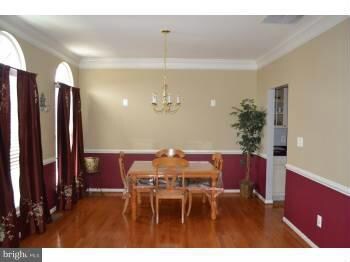 43716 Banshee Heights Terrace, Ashburn, VA 20148 - photo 3