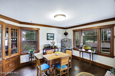 007_Dining Room