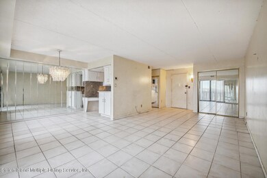 Elmwood Park Condominium II unit 4B, Staten Island, NY 10314 - photo 3