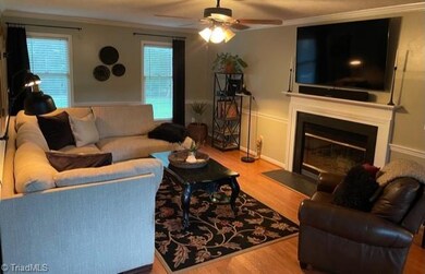 Den/Living Room