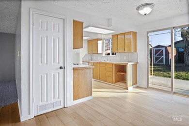 719 W Iowa Ave, Nampa, ID 83686 - photo 7