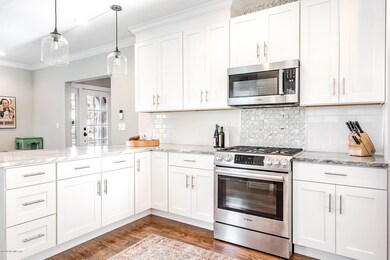 3336 Oak St, Jacksonville, FL 32205 - photo 7