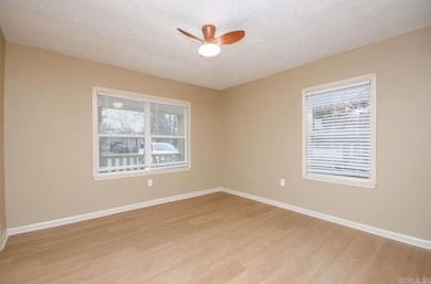 105 Mitchell St, Conway, AR 72034 - photo 7