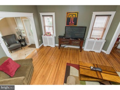 1131 Wilson Dr, Havertown, PA 19083 - photo 4